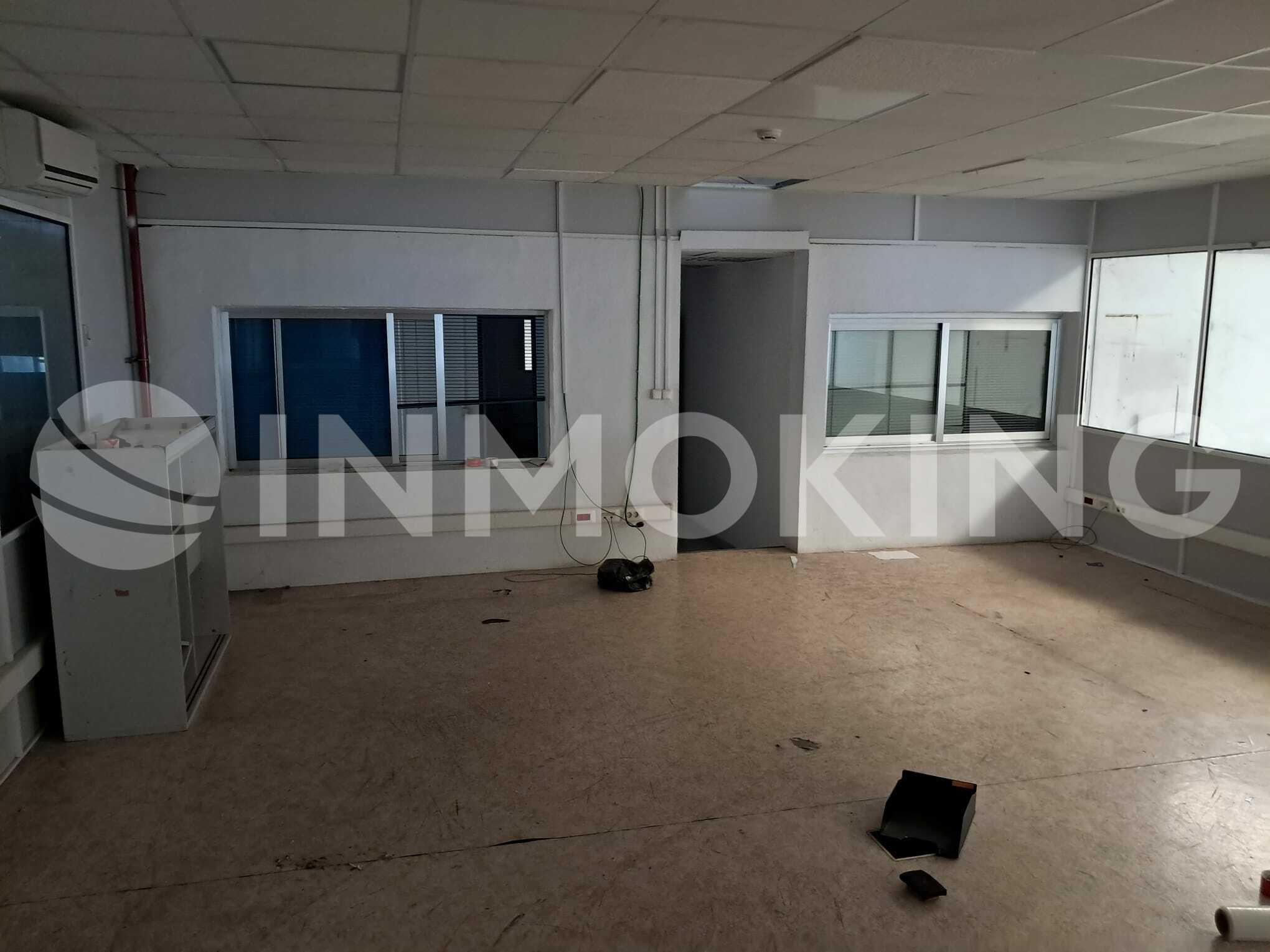 Foto de la propiedad Nave industrial con patio en Almussafes (Valencia)